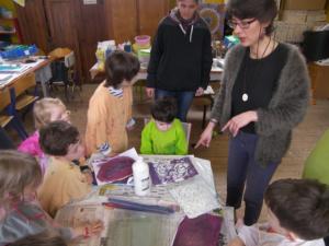 emprientes, cotons tiges monotypes et pastels gras (12) (Copier)